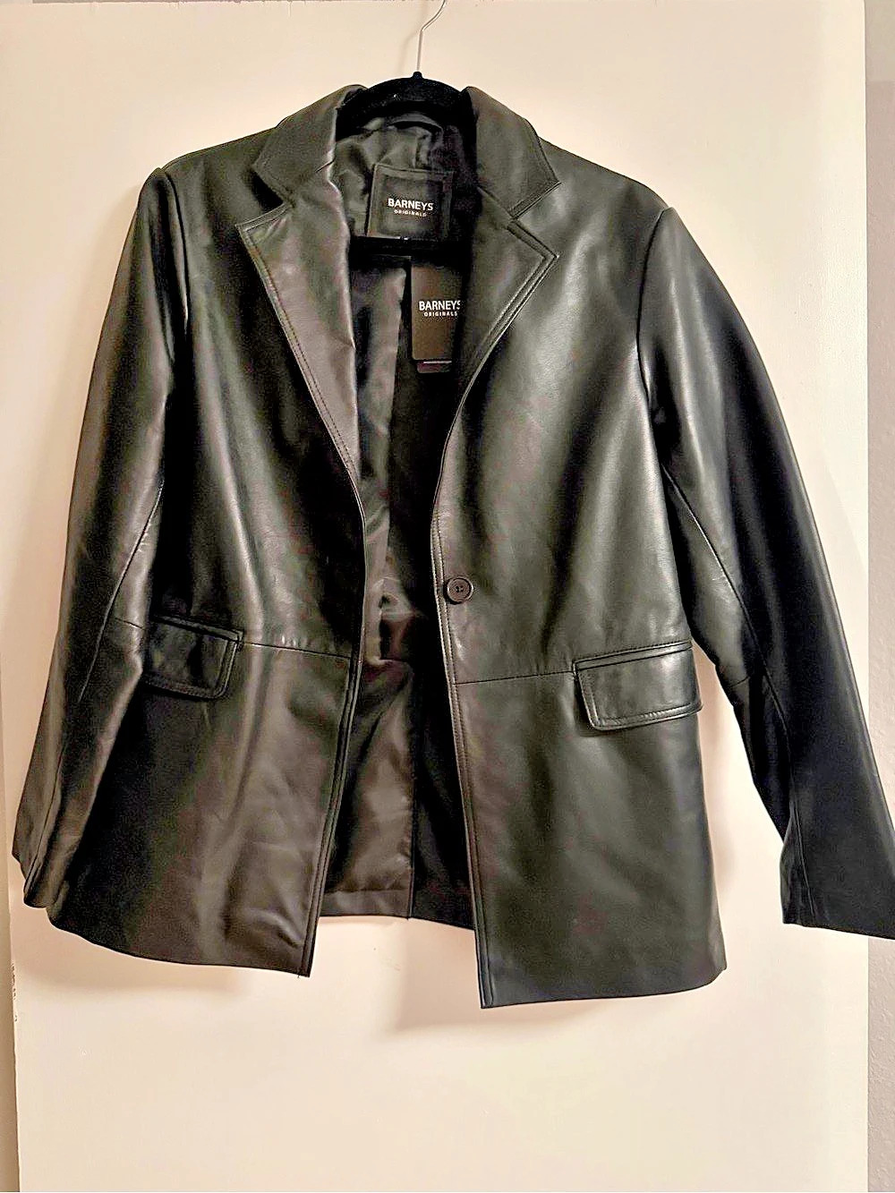 Barneys Original Black Leather Blazer Jacket Size 8 NWT